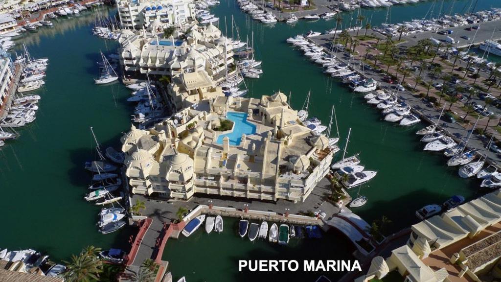 Estudio Benalbeach Primera Linea De Playa Benalmádena Exterior foto